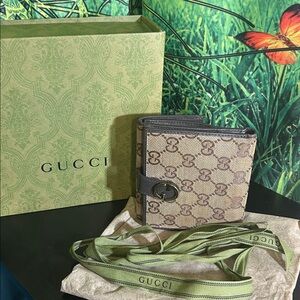 Gucci GG Vintage Authentic Leather Interlocking G-Logo Monogram Wallet